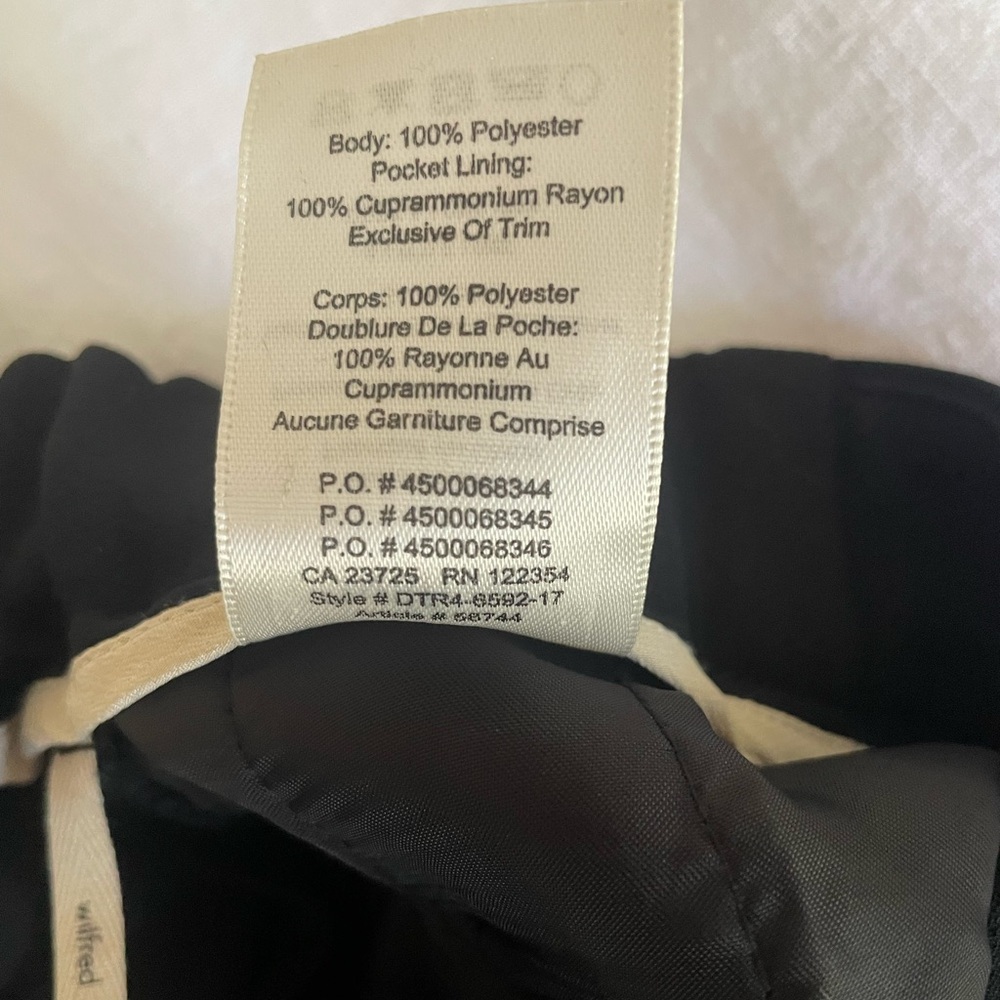 Aritzia Wilfred Darontal Pant in Black. Size 8 - Picture 8 of 8